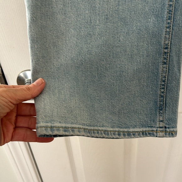 Woman’s jeans by Free Assembly size 2 - Picture 5 of 6